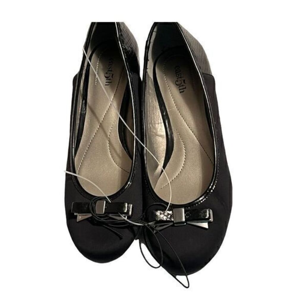 ROUND Toe Slip-On Shoe